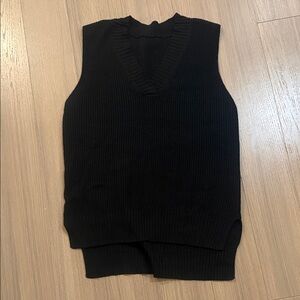 Amazon Black Sleeveless Knit Top